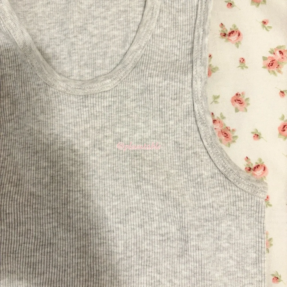 Brandy Melville Light Gray Ribbed Tank Top - Picture 2 of 3